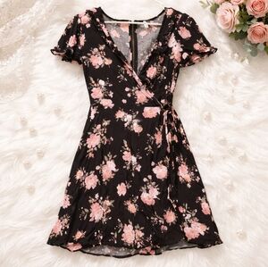 Size S Floral Wrap Dress Black Pink – Short Sleeve Summer Beach Dress